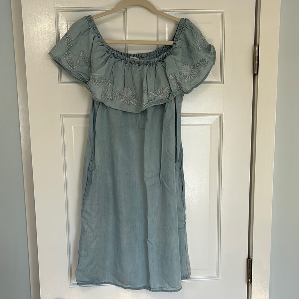 BeachLunchLounge Blue Dress 
Size Large 
Off The Shoulder Flowy Comfy Casual